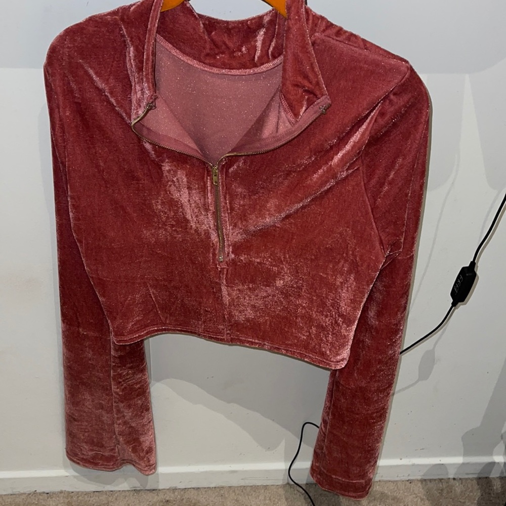 Trendsetting Velour Crop Jacket